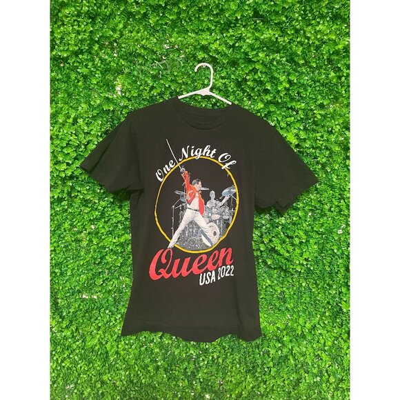 Vintage Queen 2022 USA Tour T-shirt - Adult Mens Medium (Fits like S/M) - Q95 - Picture 1 of 2
